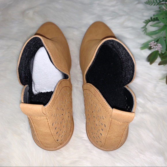 Blivener | NWOT Casual Slip On Bootie - Picture 5 of 8